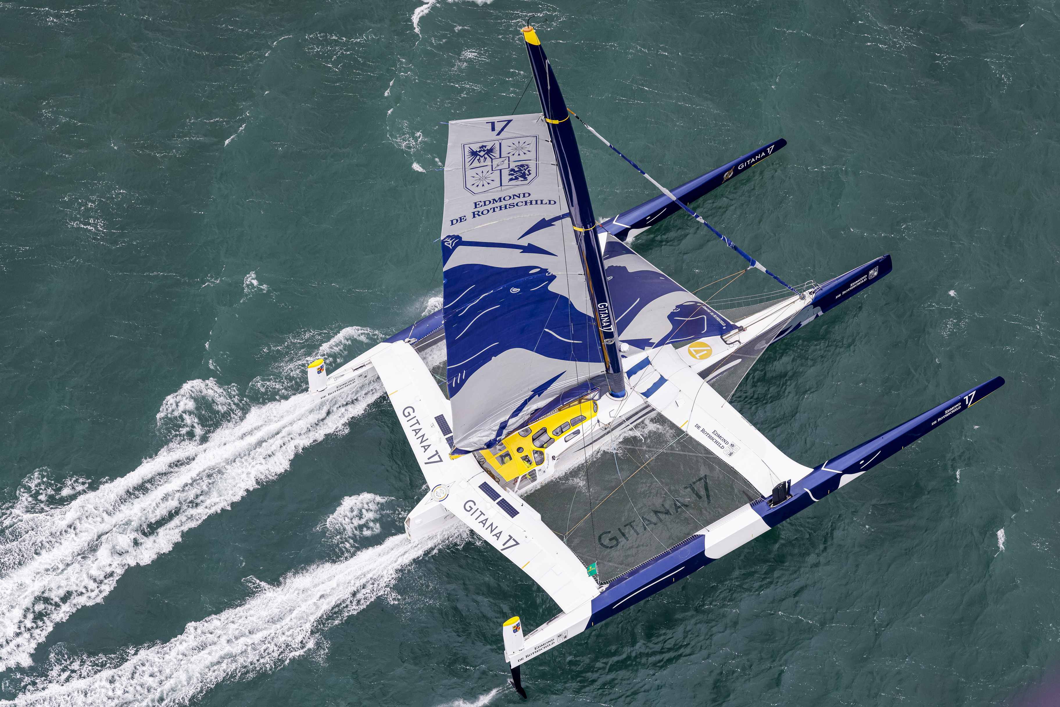 The 32m Ultime Maxi Edmond de Rothschild set a new race record for the 695nm course to Cherbourg of 1 day 9 hrs 15 mins 54 secs  © Carlo Borlenghi/Rolex