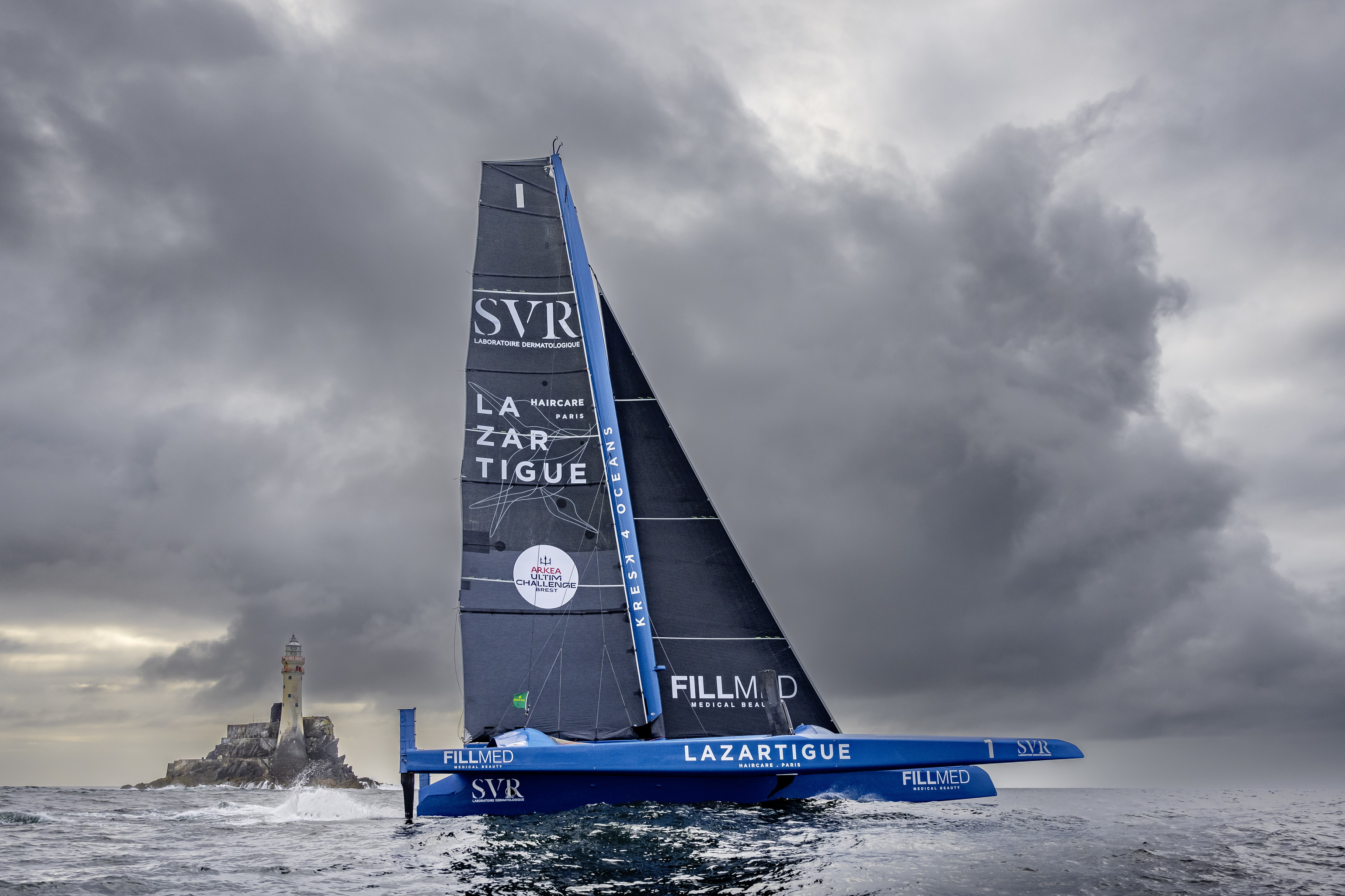 First home to Cherbourg-en-Cotentin was the François Gabart-skippered 32m Ultim trimaran SVR Lazartigue in a new record time of  1 day 8 hours 38 minutes 27 seconds; 58 minutes 16 seconds © ROLEX/Carlo Borlenghi